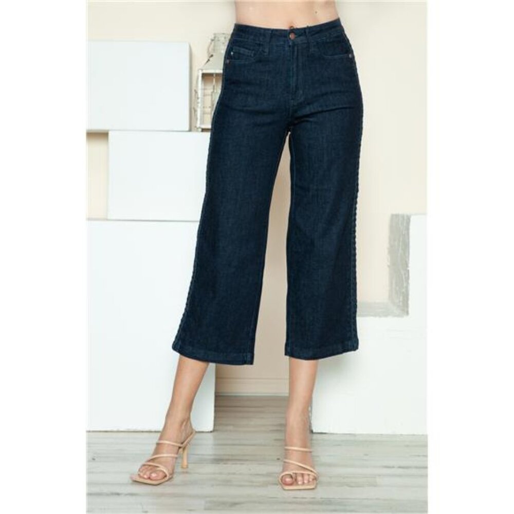 NWT ⭐ Just Dropped! ⭐ NWT Judy Blue Side Seam Braid Detail Crop Wide Leg Jeans
